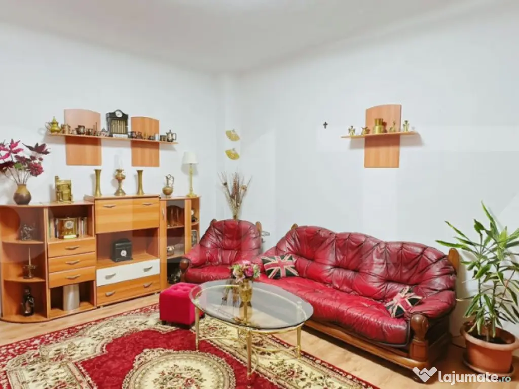 Casa in Moreni (exterior Vest) si 2000 mp de teren