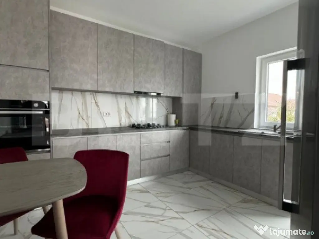 Casă individuală, 140mp, 250mp teren, zona Ipotești