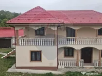 Casă cu 6 camere de vânzare in zona de munte