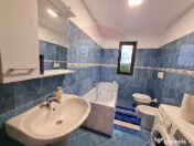 Casă cu 6 camere de vânzare in zona de munte 