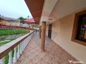 Casă cu 6 camere de vânzare in zona de munte 