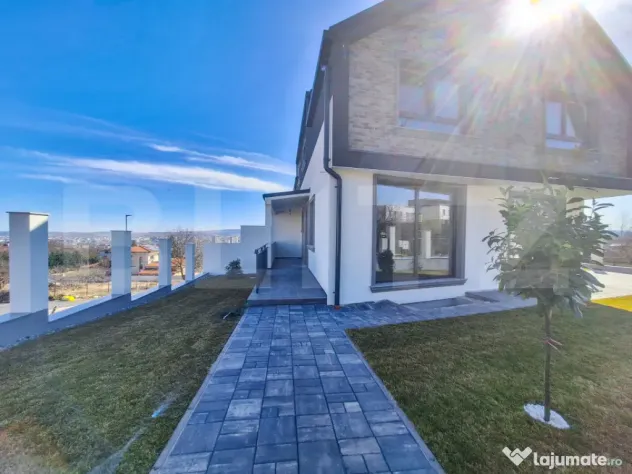 Duplex cu garaj, 156 mp Dâmbul Rotund