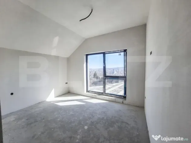 Duplex cu garaj, 156 mp Dâmbul Rotund