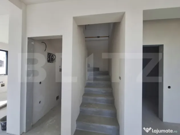 Duplex cu garaj, 156 mp Dâmbul Rotund