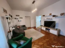 Casa 3 camere,200 mp utili, si anexa,zona Centru