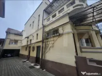 Casa deosebita, 3 camere, 200 mp utili, Centru