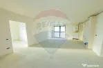 Apartament cu 3 camere de vânzare în zona catedralei