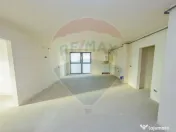 Apartament cu 3 camere de vânzare în zona catedralei 