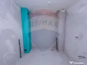 Apartament cu 3 camere de vânzare în zona catedralei 