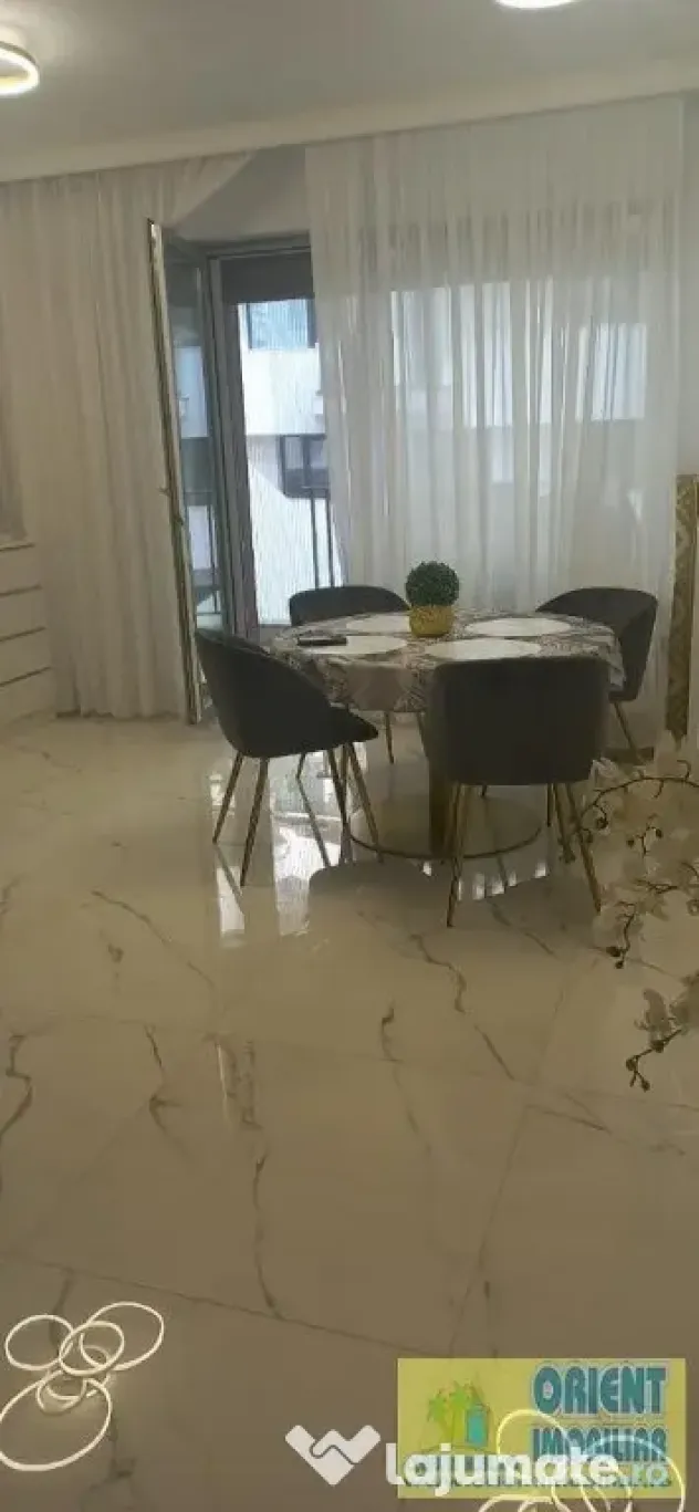 Mamaia Nord, 2 camere, primul rand la mare