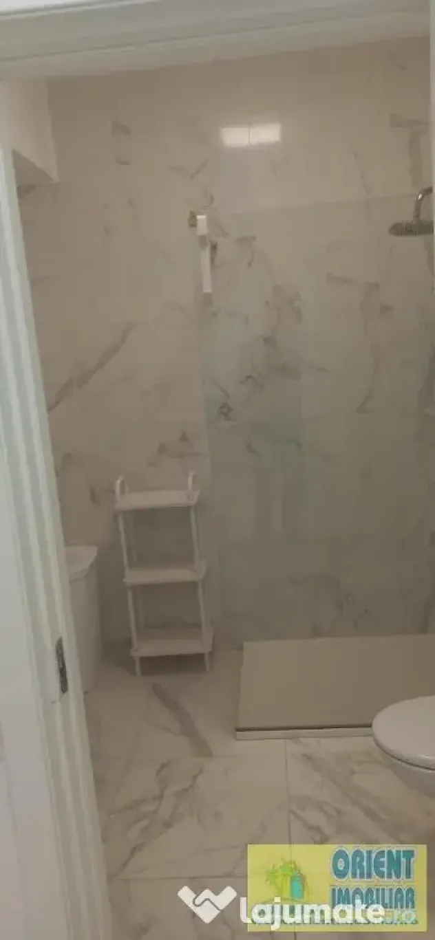 Mamaia Nord, 2 camere, primul rand la mare