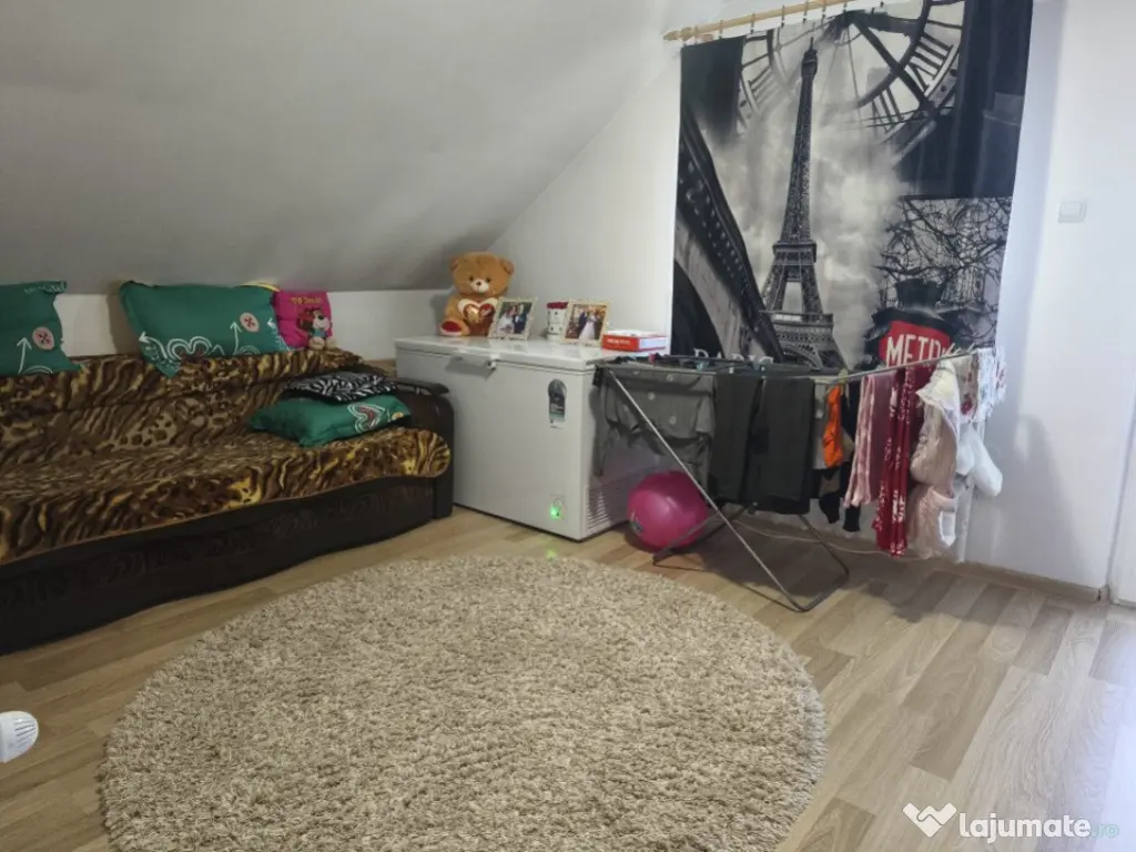 Casa 5 camere, 210mp, zona Gramesti, Siret