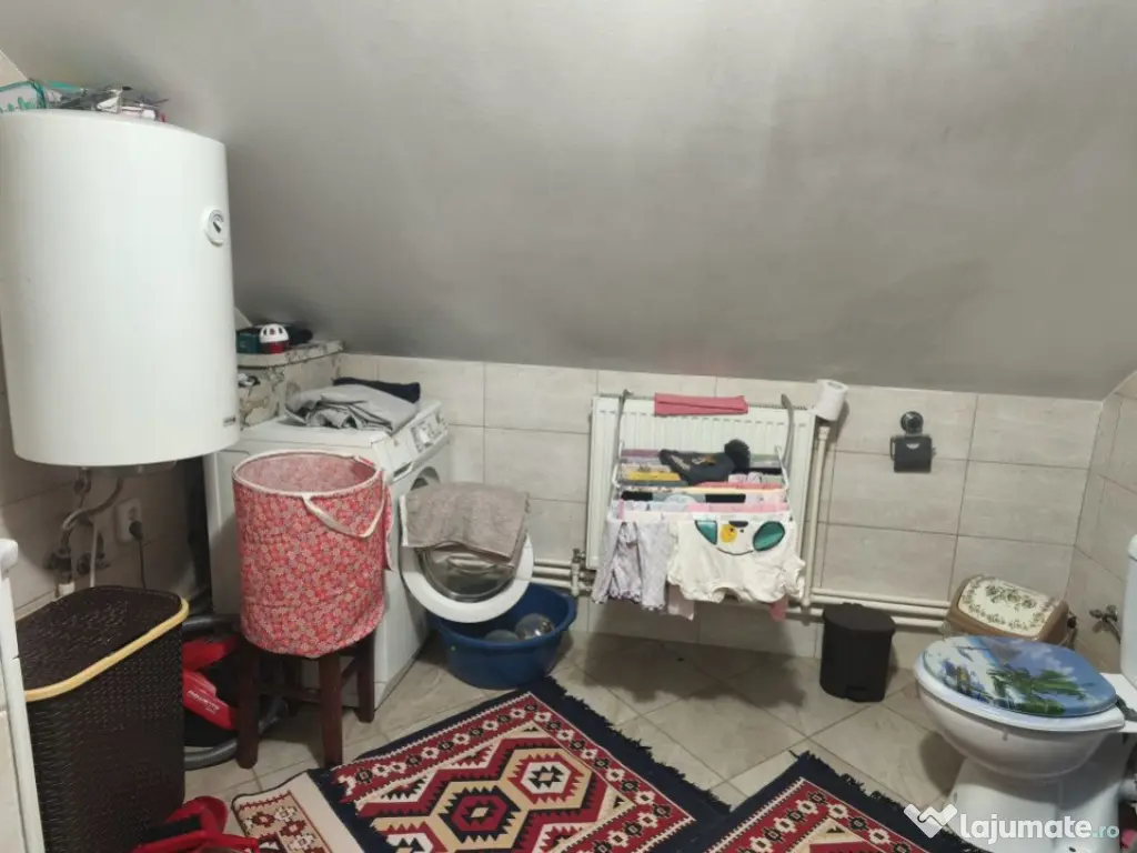 Casa 5 camere, 210mp, zona Gramesti, Siret