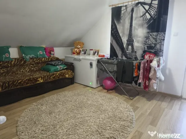 Casa 5 camere, 210mp, zona Gramesti, Siret