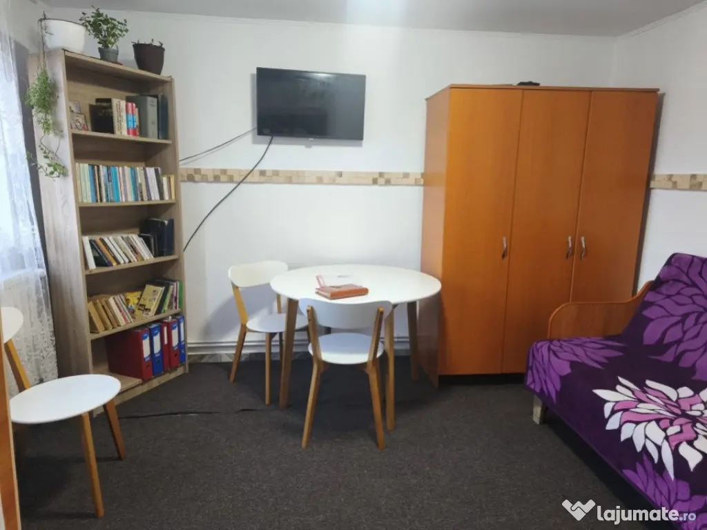 Casa 5 camere, 210mp, zona Gramesti, Siret