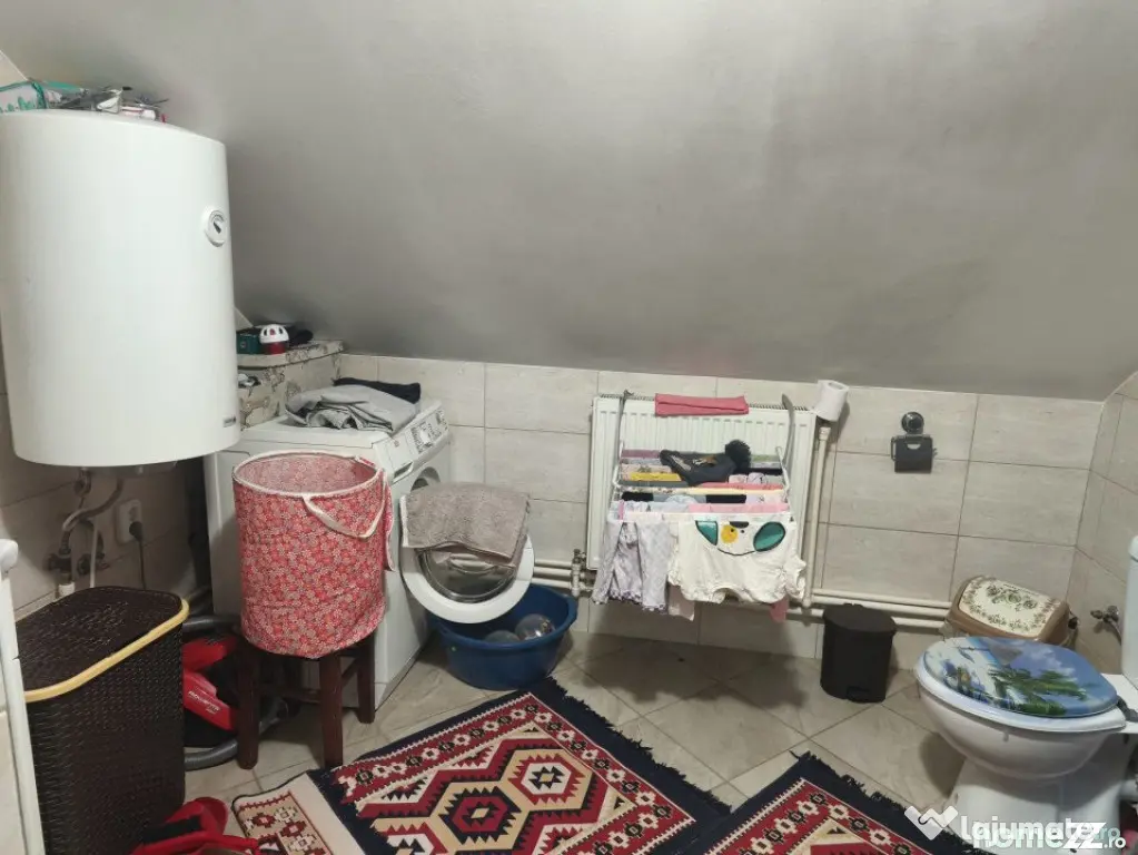 Casa 5 camere, 210mp, zona Gramesti, Siret