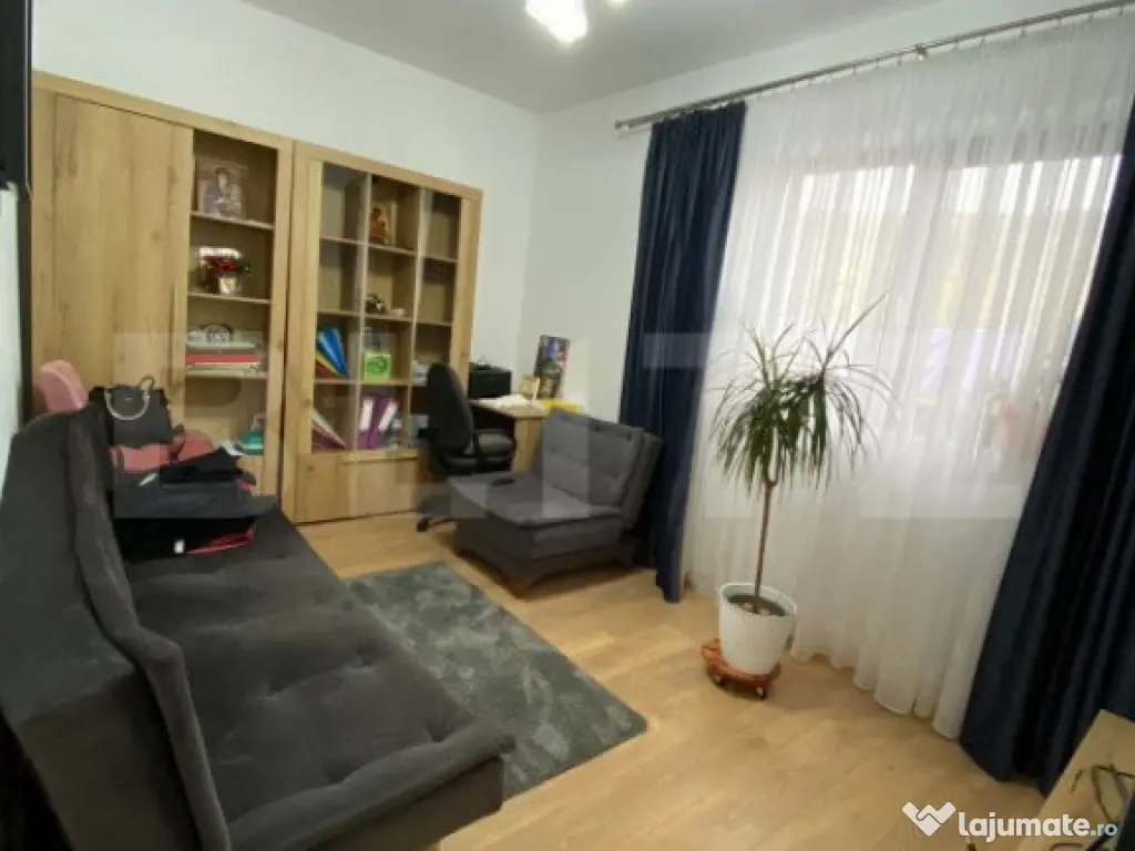 Casa de vacanta cu priveliste catre lac, 213 mp utili, 3500