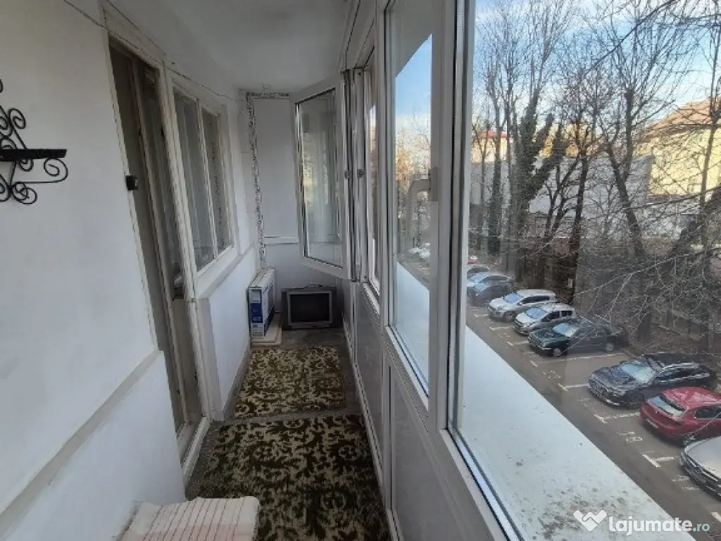 Ion Mihalache-parcul Kiseleff, vanzare apartament 3 camere decomandat