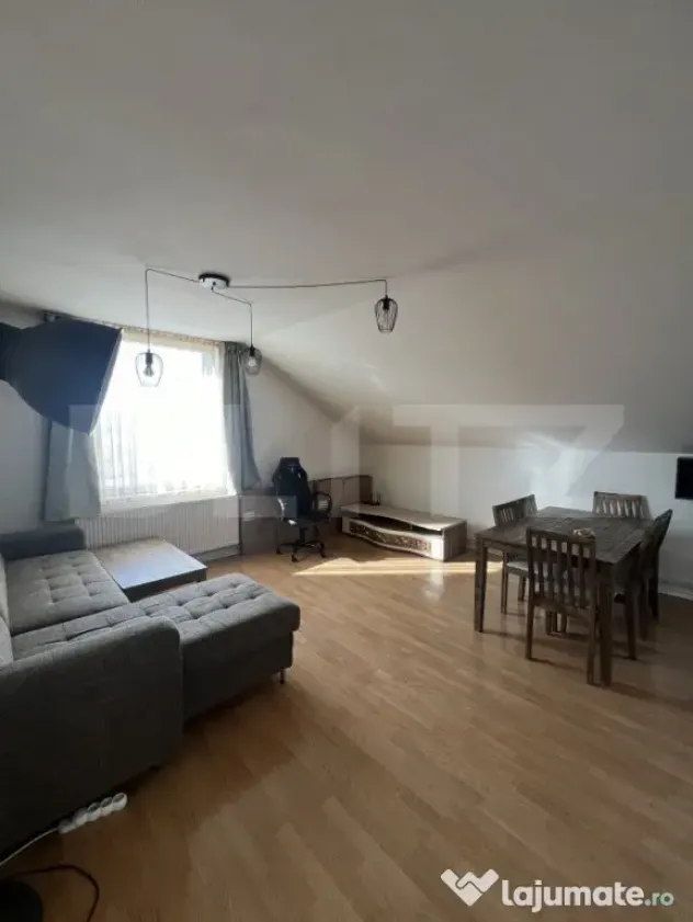 Apartament pe două niveluri, 3 camere, 85 mp, Mărăști
