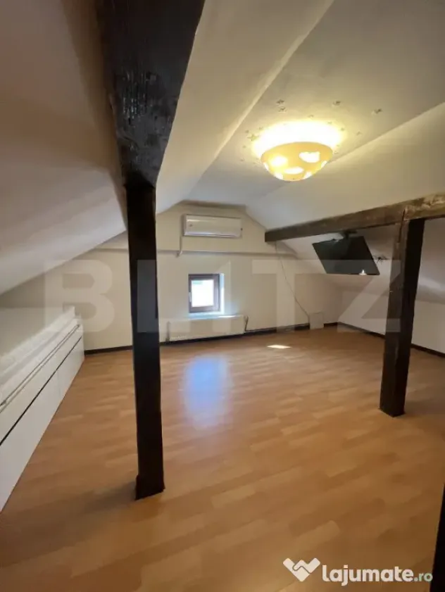 Apartament pe două niveluri, 3 camere, 85 mp, Mărăști