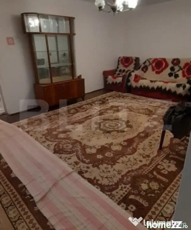 Casa de vanzare, cu 5 camere, 112 mp, Gaesti