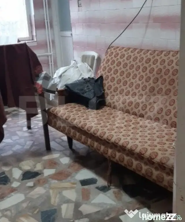 Casa de vanzare, cu 5 camere, 112 mp, Gaesti
