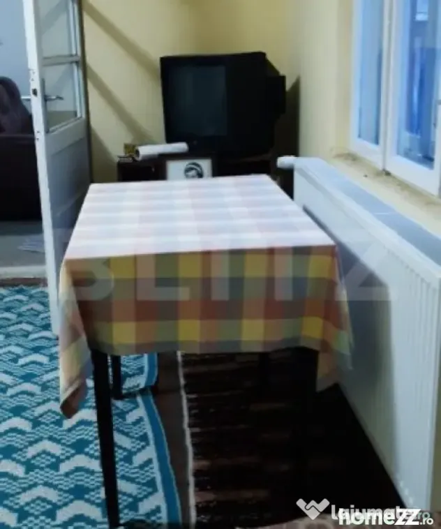 Casa de vanzare, cu 5 camere, 112 mp, Gaesti