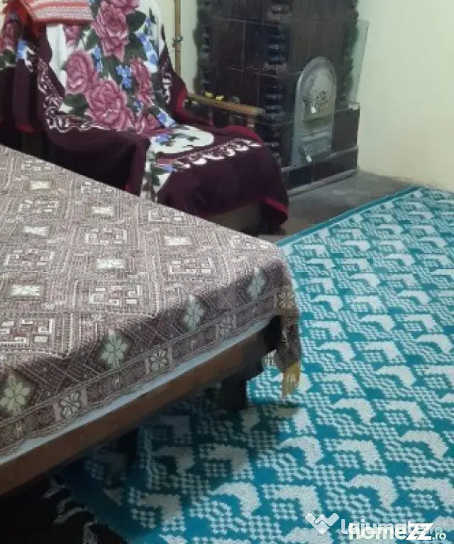 Casa de vanzare, cu 5 camere, 112 mp, Gaesti