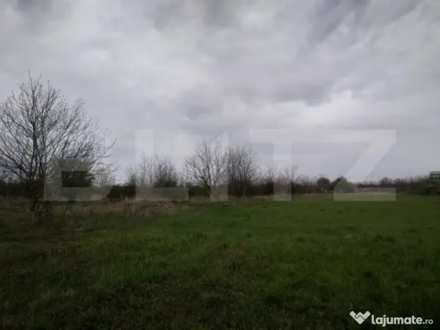 Teren intravilan, 3515 mp, zona Crevedia