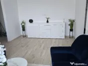 Ap tip U, Pta Magnoliei, et 9, lux , mobilat , acoperis , panorama 