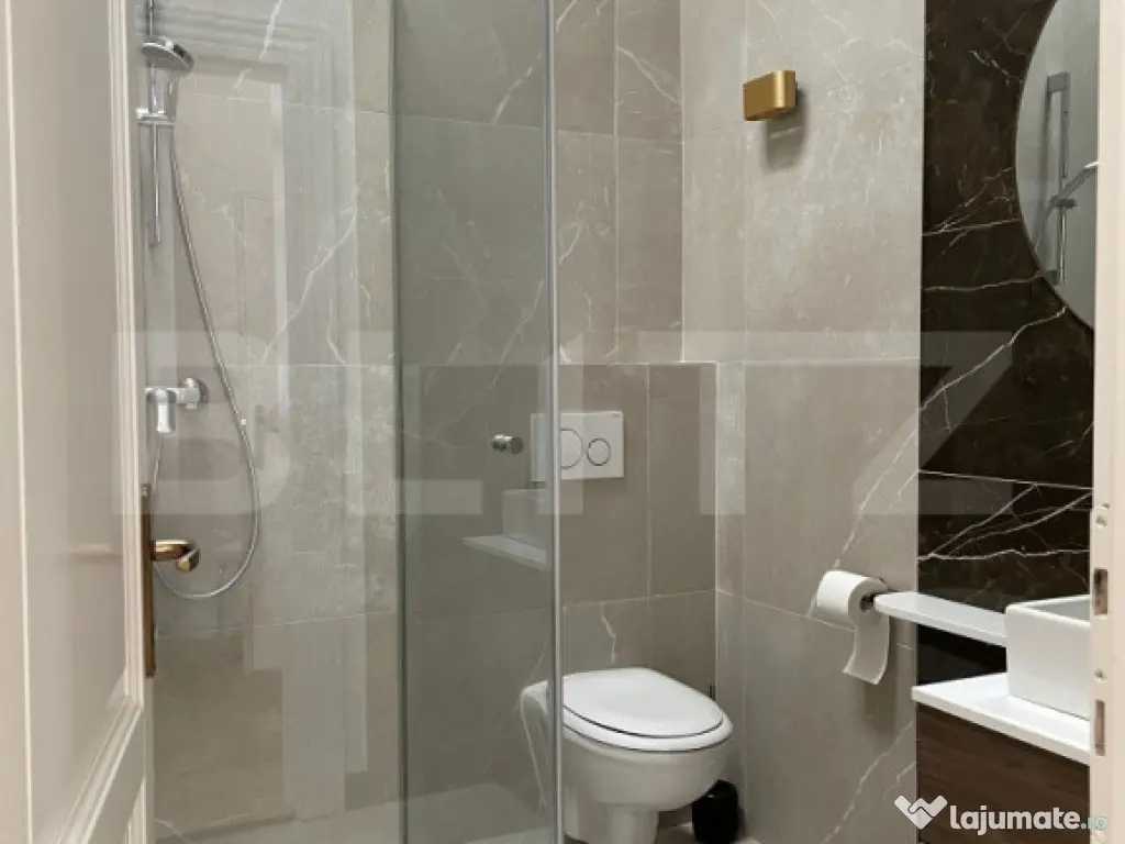 Apartament cu 4 camere, 125 mp, in inima Clujului