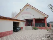 Casǎ cu piscinǎ și garaj de vânzare în Sânmartin, B... 