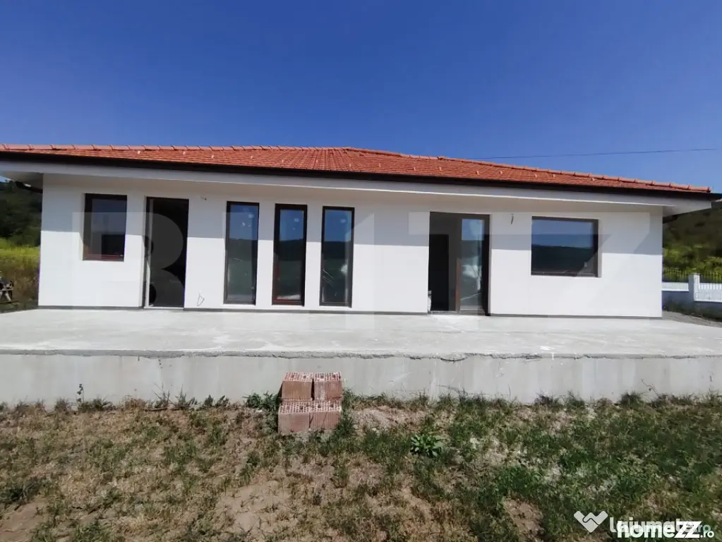 „Casă în stil mediteranean de vânzare în Livezeni – - Livezeni (Mures)
