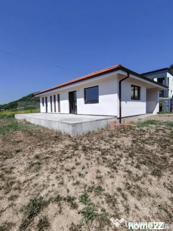 „Casă în stil mediteranean de vânzare în Livezeni – - Livezeni (Mures)