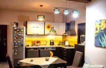 Apartament in vila, 80mp loc parcare, mobilat, zona Centru