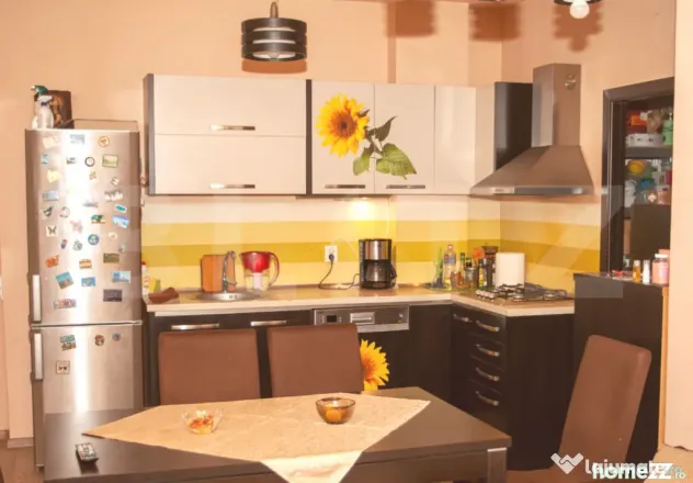Apartament in vila, 80mp loc parcare, mobilat, zona Centru