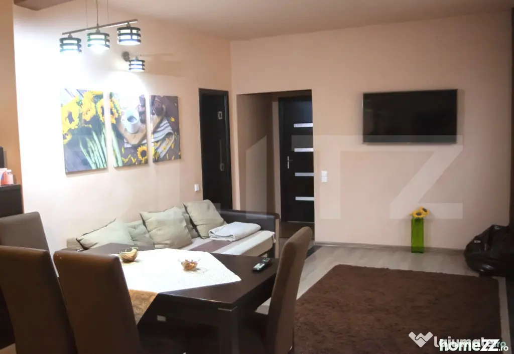 Apartament in vila, 80mp loc parcare, mobilat, zona Centru