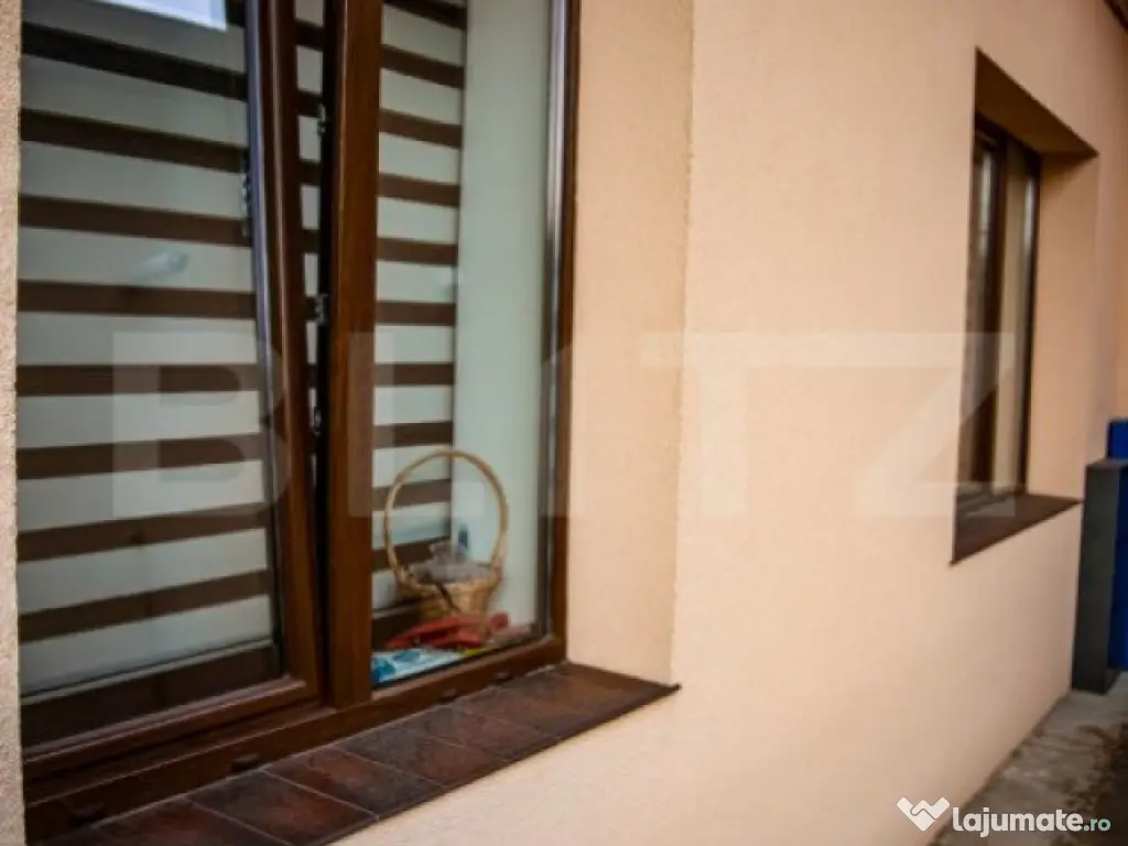 Apartament in vila, 80mp loc parcare, mobilat, zona Centru