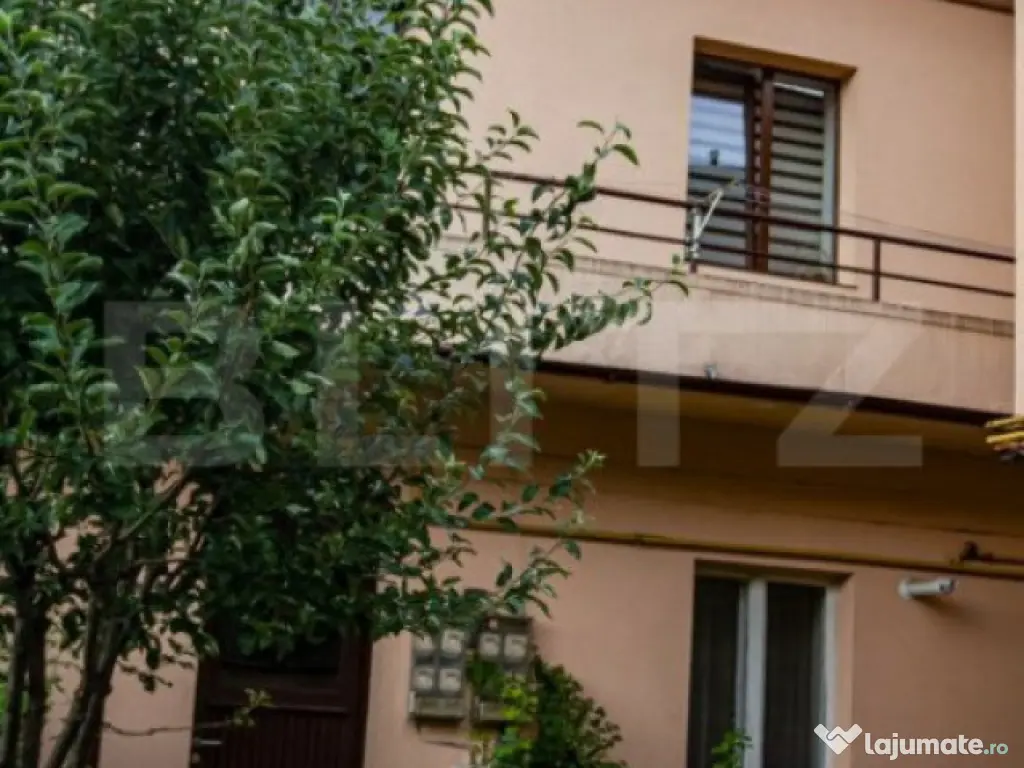 Apartament in vila, 80mp loc parcare, mobilat, zona Centru