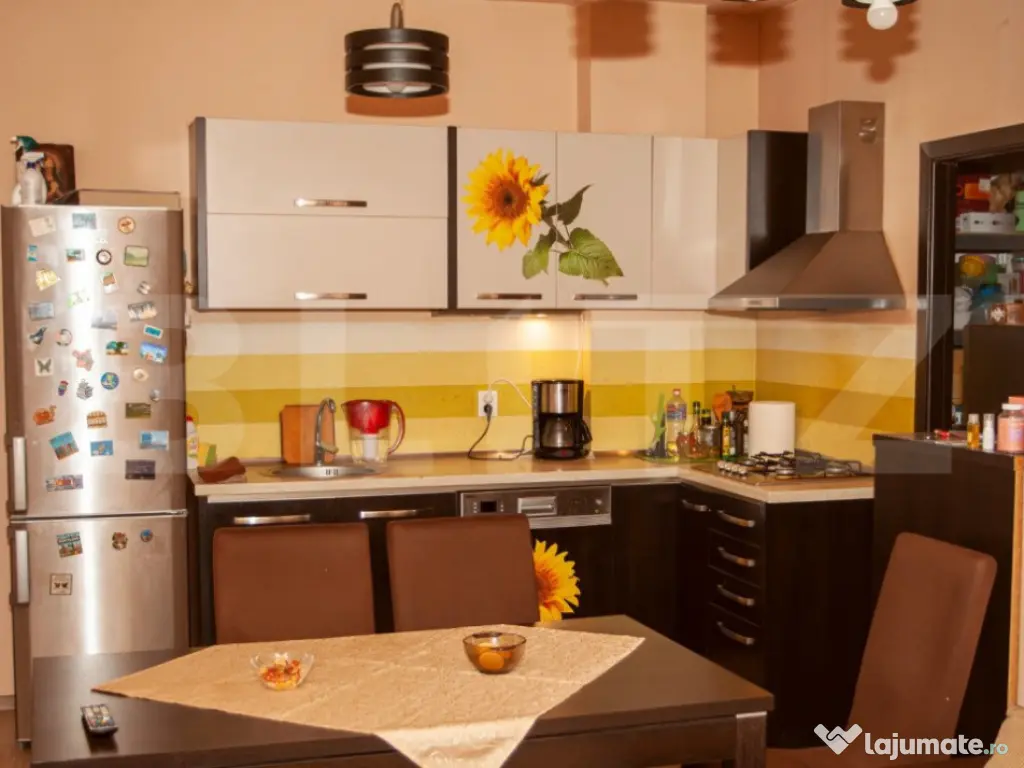 Apartament in vila, 80mp loc parcare, mobilat, zona Centru