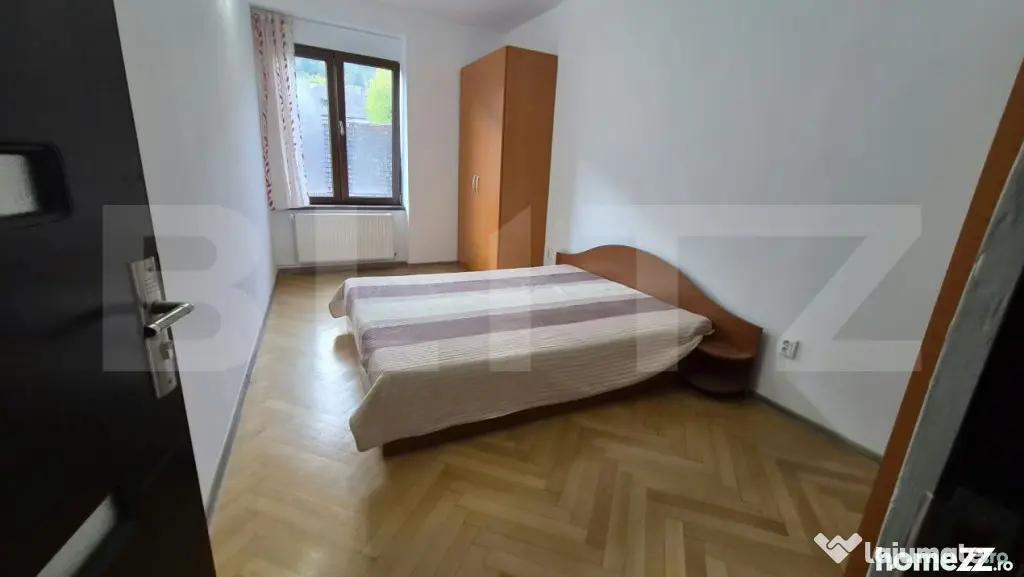 Apartament 3 camere 2 bai -in vila - 80mp -pivnita si parc - Brasov (Brasov)