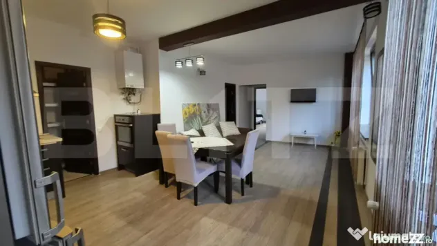 Apartament 3 camere 2 bai -in vila - 80mp -pivnita si parc - Brasov (Brasov)