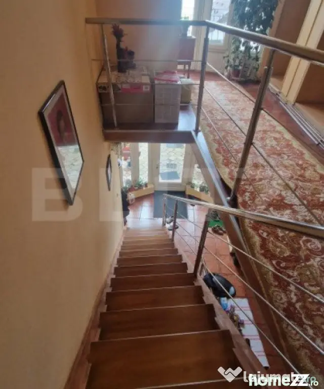 Casa in Centru Civic 4 camere , D +P+ E , PLUS SPATIU COMERC - Brasov (Brasov)