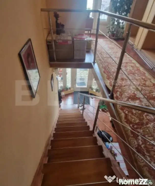 Casa in Centru Civic 4 camere , D +P+ E , PLUS SPATIU COMERC - Brasov (Brasov)