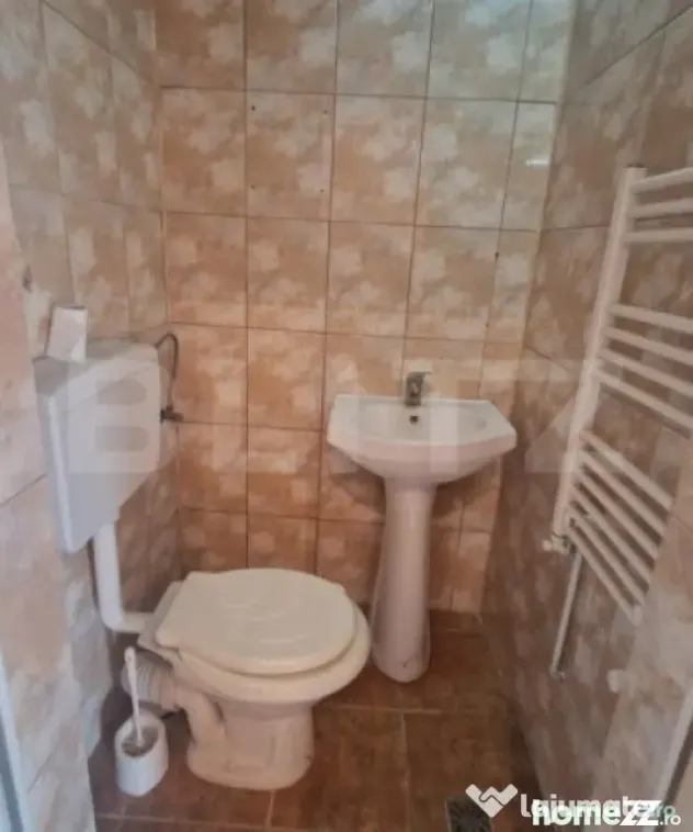 Casa in Centru Civic 4 camere , D +P+ E , PLUS SPATIU COMERC - Brasov (Brasov)