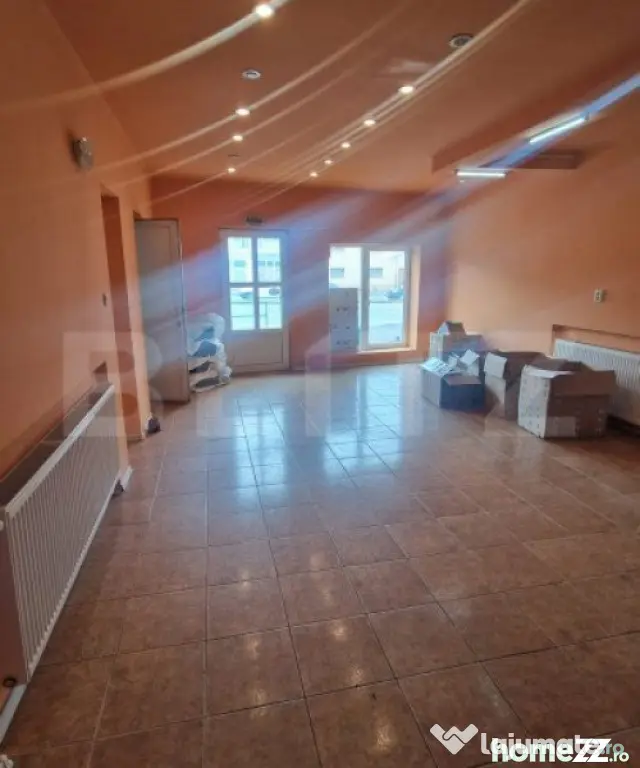 Casa in Centru Civic 4 camere , D +P+ E , PLUS SPATIU COMERC - Brasov (Brasov)