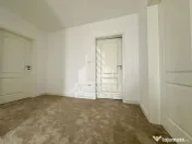 Casa individuala cu 5 camere, finisaje premium, disponibila imediat.