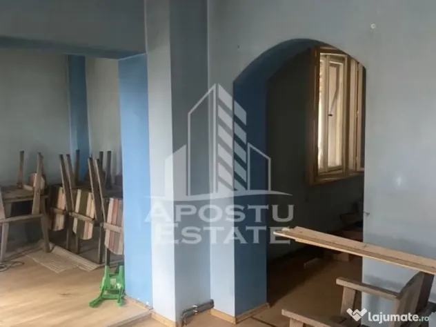 Casa unifamiliala în Timișoara,cu spațiul comercial - Timisoara (Timis)