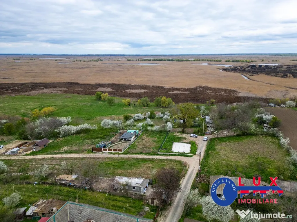 ID 7833 EXCLUSIVITATE - Teren cu priveliste superba