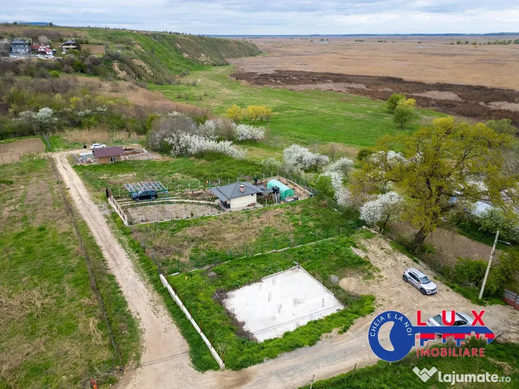 ID 7833 EXCLUSIVITATE - Teren cu priveliste superba